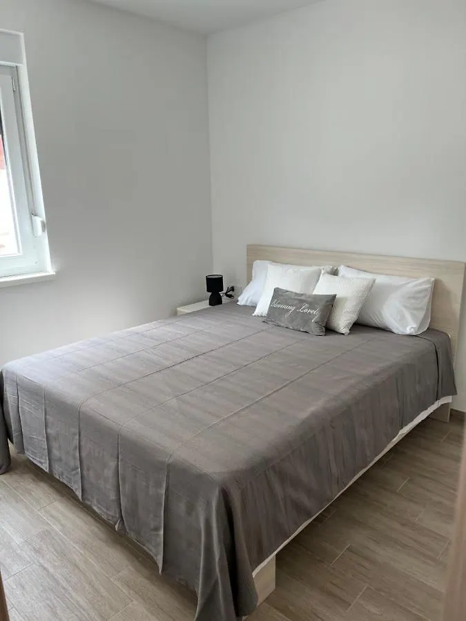 Apartment Irene Vir 0*,  Croatia