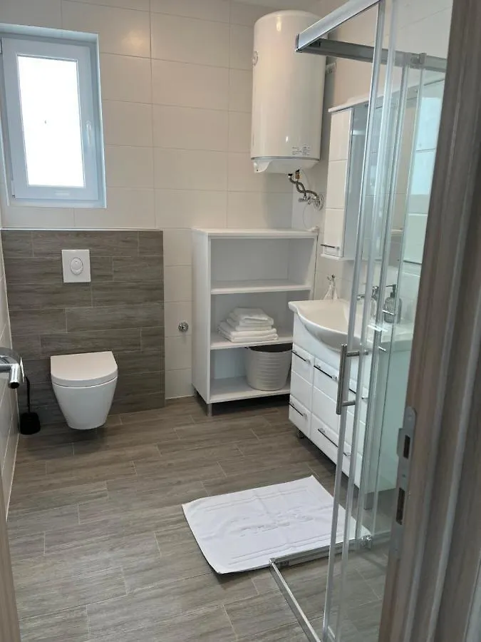 Apartment Irene Vir 0*,  Croatia